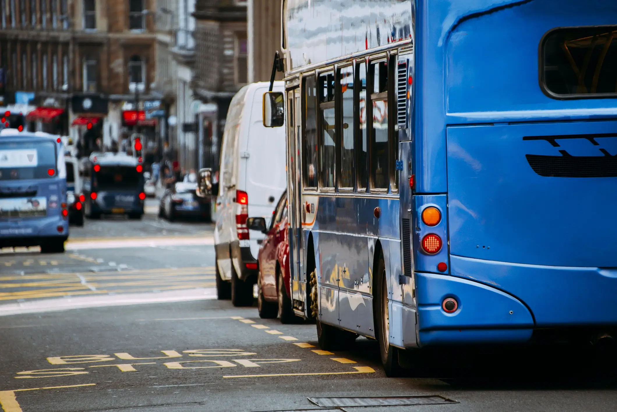 traffic queuing in Glasgow city centre 